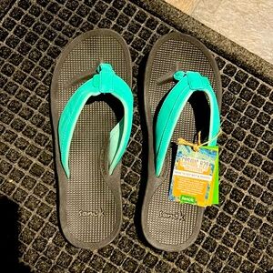 Sanuk flip flops